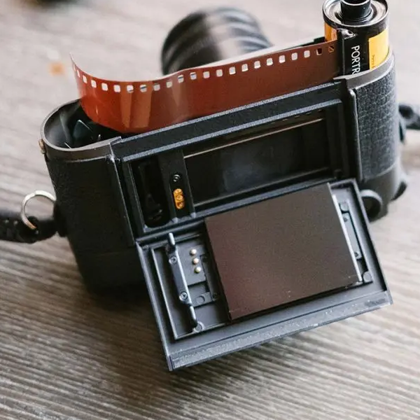 digital camera that looks like film